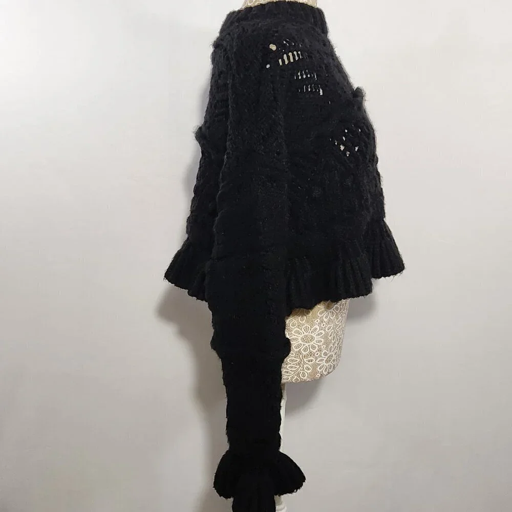 Zara Women's Size S Black Chunky Knit Bell Sleeve Open Weave Cropped Sweater